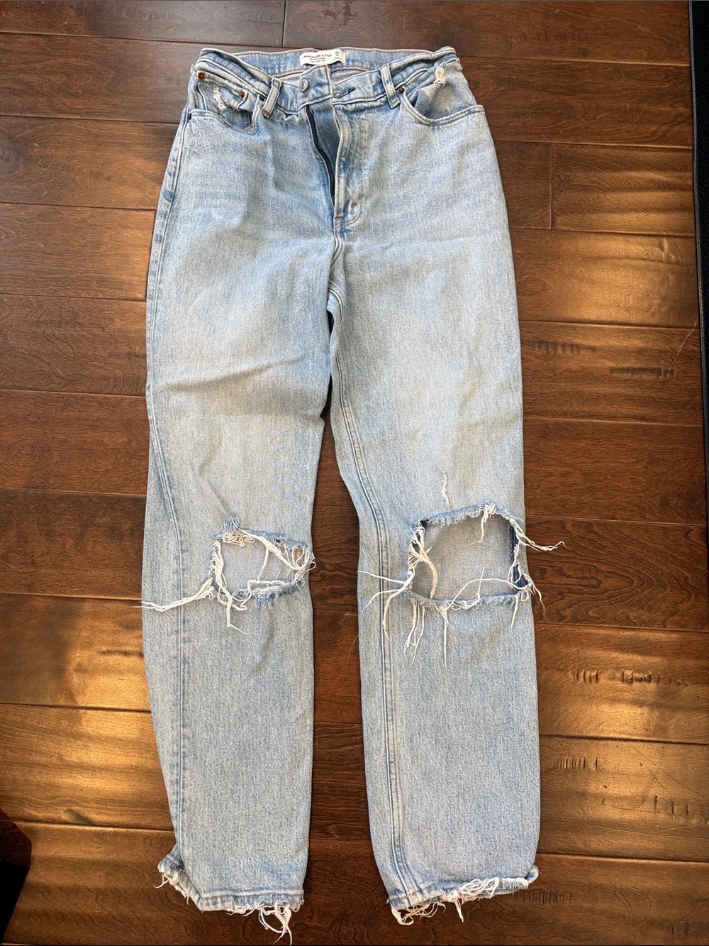 Abercrombie & Fitch Light Blue Distressed Knee Jeans